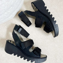 Load image into Gallery viewer, Bech Sandal
