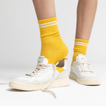 Load image into Gallery viewer, Phoenix Sneaker