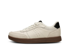 Load image into Gallery viewer, Bjork Sneaker - White