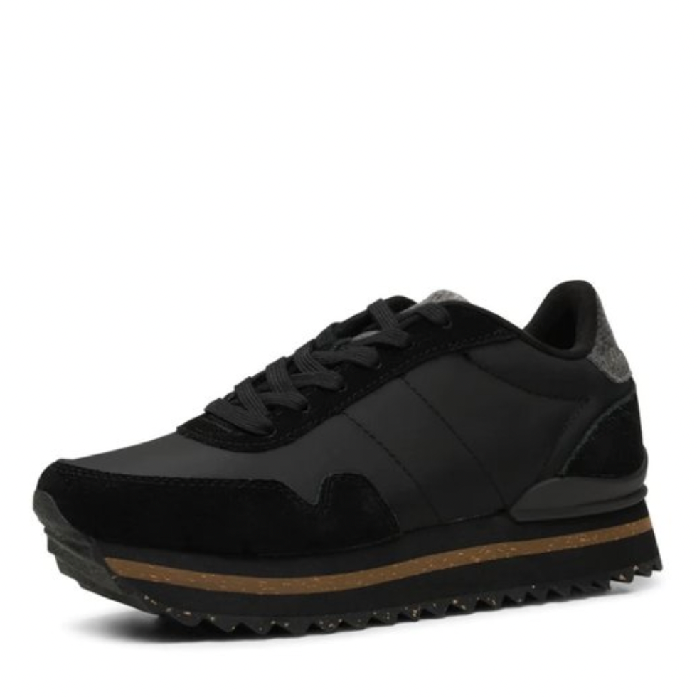 Nora III Sneaker1