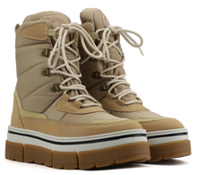 Load image into Gallery viewer, Harrow Winter Boot w/ Ice Grippers