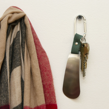 Load image into Gallery viewer, Clippable Shoehorn