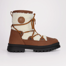 Load image into Gallery viewer, MAXINE WOMEN'S BOOT W/ ICE GRIPPERS