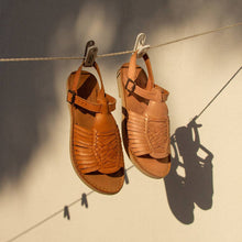 Load image into Gallery viewer, PURÉPECHA Huaraches