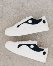 Load image into Gallery viewer, Yin Yang Sneaker