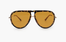 Load image into Gallery viewer, Ivy Luxe Sunglasses
