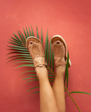 Load image into Gallery viewer, Purépecha Huaraches