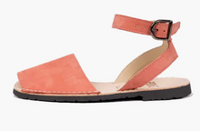 Load image into Gallery viewer, Pons Classic Strap Sandal