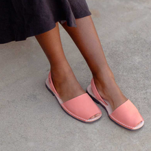 Load image into Gallery viewer, Pons Classic Sandal