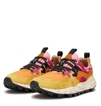 Load image into Gallery viewer, Yamano 3 Uni Sneaker - Orange/Yellow