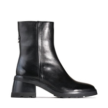 Load image into Gallery viewer, Finley Chelsea Boot - Black

