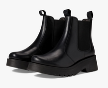 Load image into Gallery viewer, MEDI789FLY Lug Chelsea Boot

