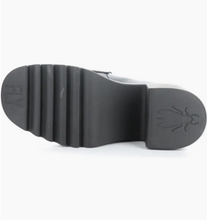 Load image into Gallery viewer, Naomi Loafer

