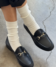 Load image into Gallery viewer, Crisp Step Socks
