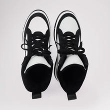 Load image into Gallery viewer, Halo Women&#39;s Boot w/Ice Grippers
