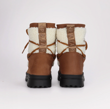 Load image into Gallery viewer, MAXINE WOMEN&#39;S BOOT W/ ICE GRIPPERS
