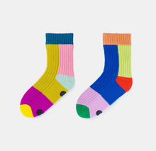 Load image into Gallery viewer, Mismatch House Socks
