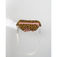 Load image into Gallery viewer, Hennes S Corduroy Belt Bag
